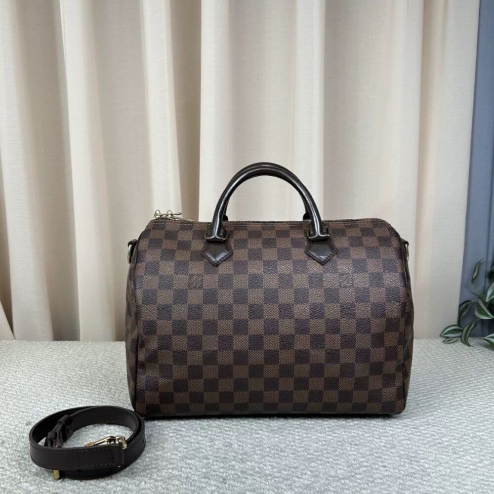 Louis Vuitton Women Pre-Loved Bag Very Good Condition